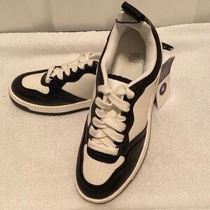 Wild Fable Black & White Sneakers…